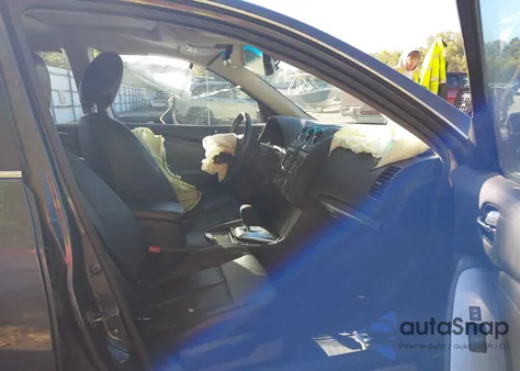 2010 Nissan Altima 2.5 S from USA, damaged, VIN 1N4AL2AP9AC144705